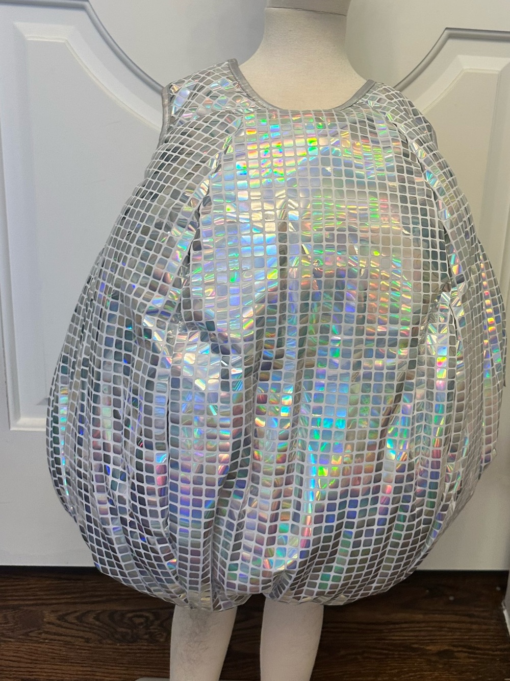 Child Disco Ball Costume Music Sounds Iridescent Padded Soft NEW - Picture 6 of 7